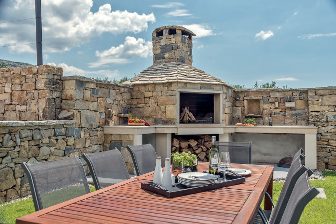 Quiet & natural surrounding, Villa Sweet Holiday Srinjine