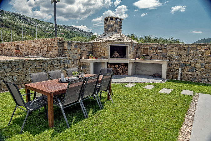Quiet & natural surrounding, Villa Sweet Holiday Srinjine